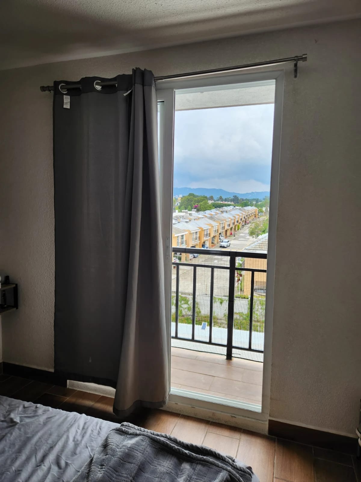 Venta de apartamente Senderos zona 16 (D) — foto 6 de 8