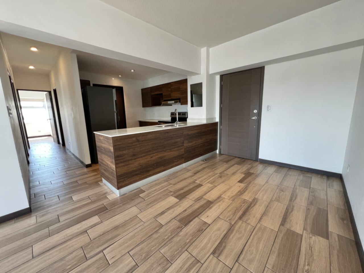 Apartamento en Renta TORRE PAMPLONA 1a CALLE Zona 13 (D) — foto 7 de 17