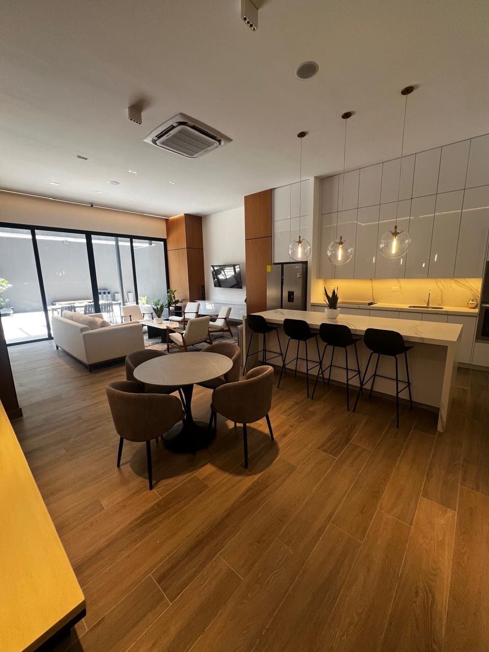 Apartamento en Renta PARQUE 14 Zona 14 (*20) — foto 5 de 15