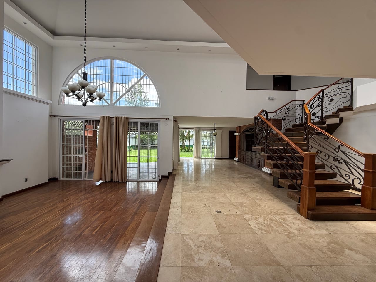 Casa en venta LA MONTAÑA Zona 16 (D) — foto 2 de 17