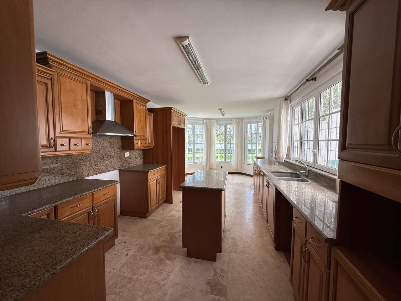 Casa en venta LA MONTAÑA Zona 16 (D) — foto 12 de 17