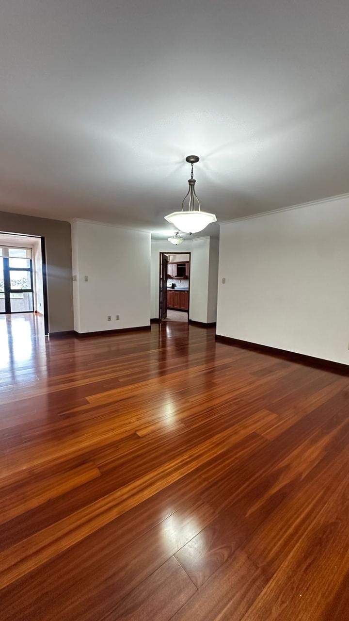 Apartamento en renta BELLAGIO Zona 14 (D) — foto 2 de 17