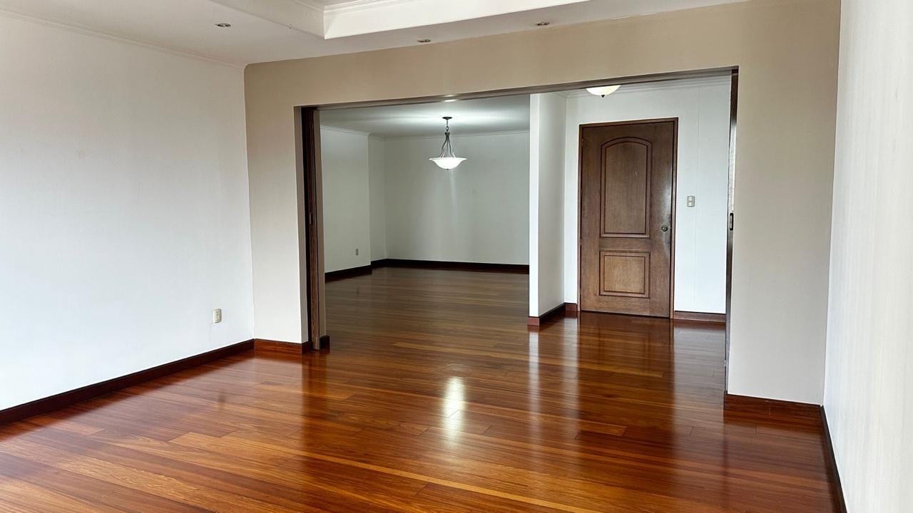 Apartamento en renta BELLAGIO Zona 14 (D) — foto 3 de 17