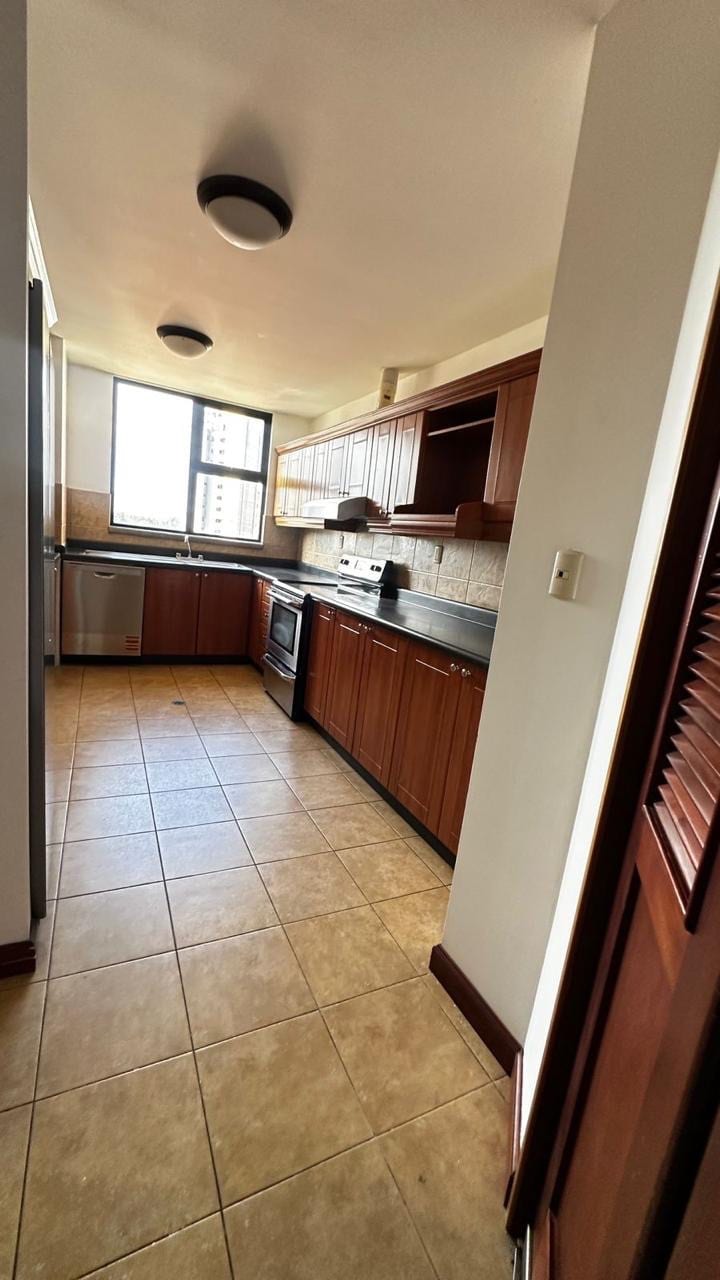 Apartamento en renta BELLAGIO Zona 14 (D) — foto 6 de 17
