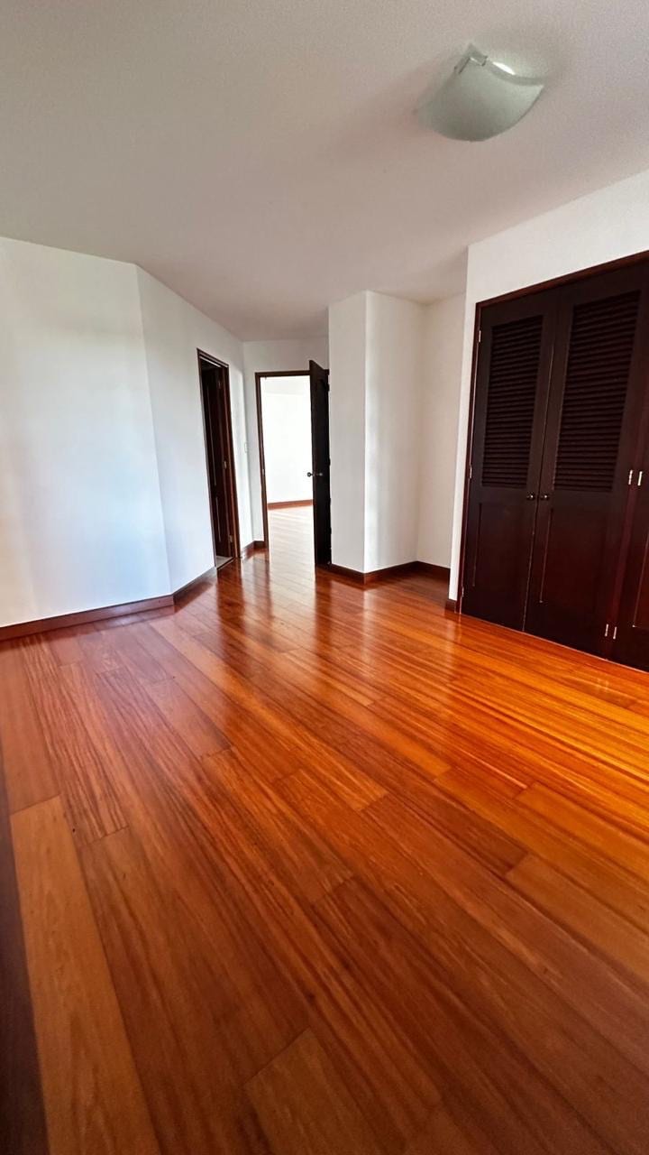 Apartamento en renta BELLAGIO Zona 14 (D) — foto 7 de 17