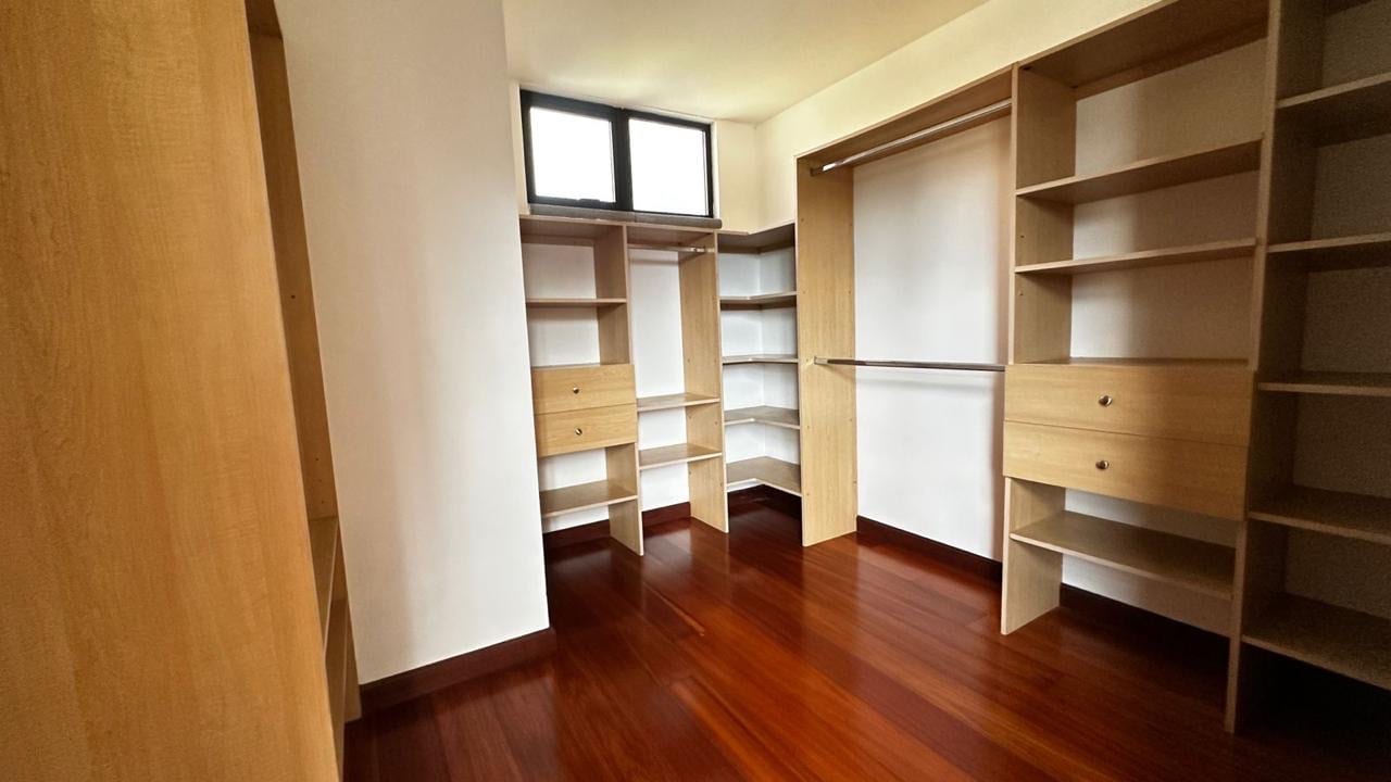Apartamento en renta BELLAGIO Zona 14 (D) — foto 10 de 17