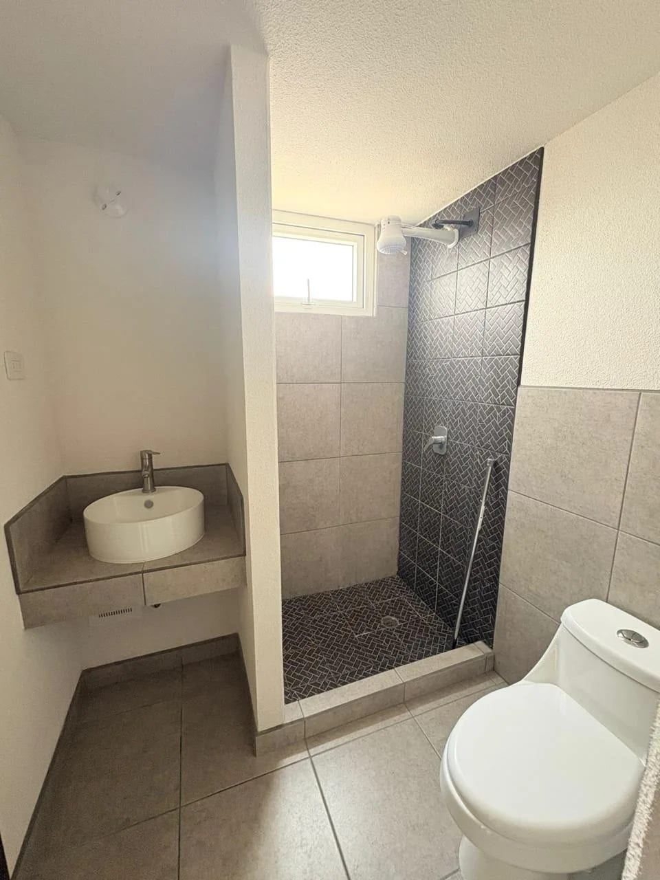 Apartamento en Renta INITI cerca de Colegios Liceo Javier y Monte María — foto 14 de 17