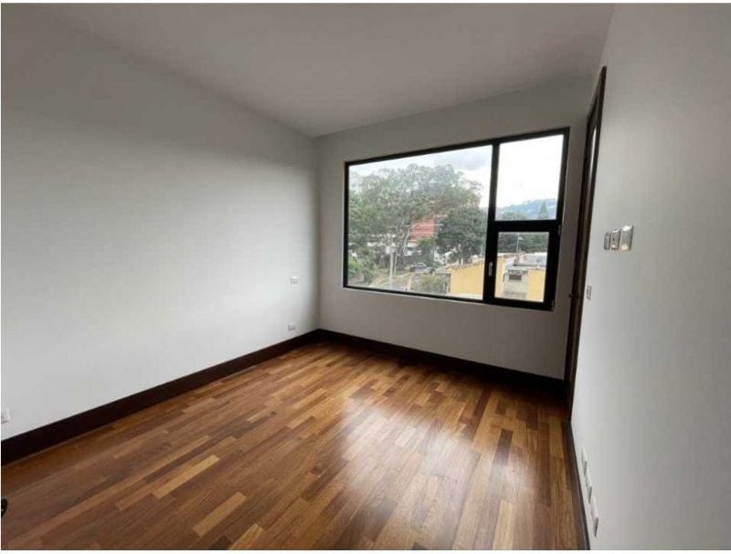 Apartamento en venta LAUREL Zona 15 (D) — foto 9 de 17