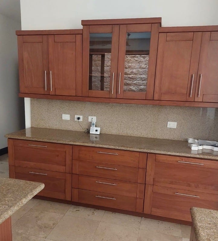 Casa en venta ENCINOS 3, zona 16 Cayalá — foto 2 de 12