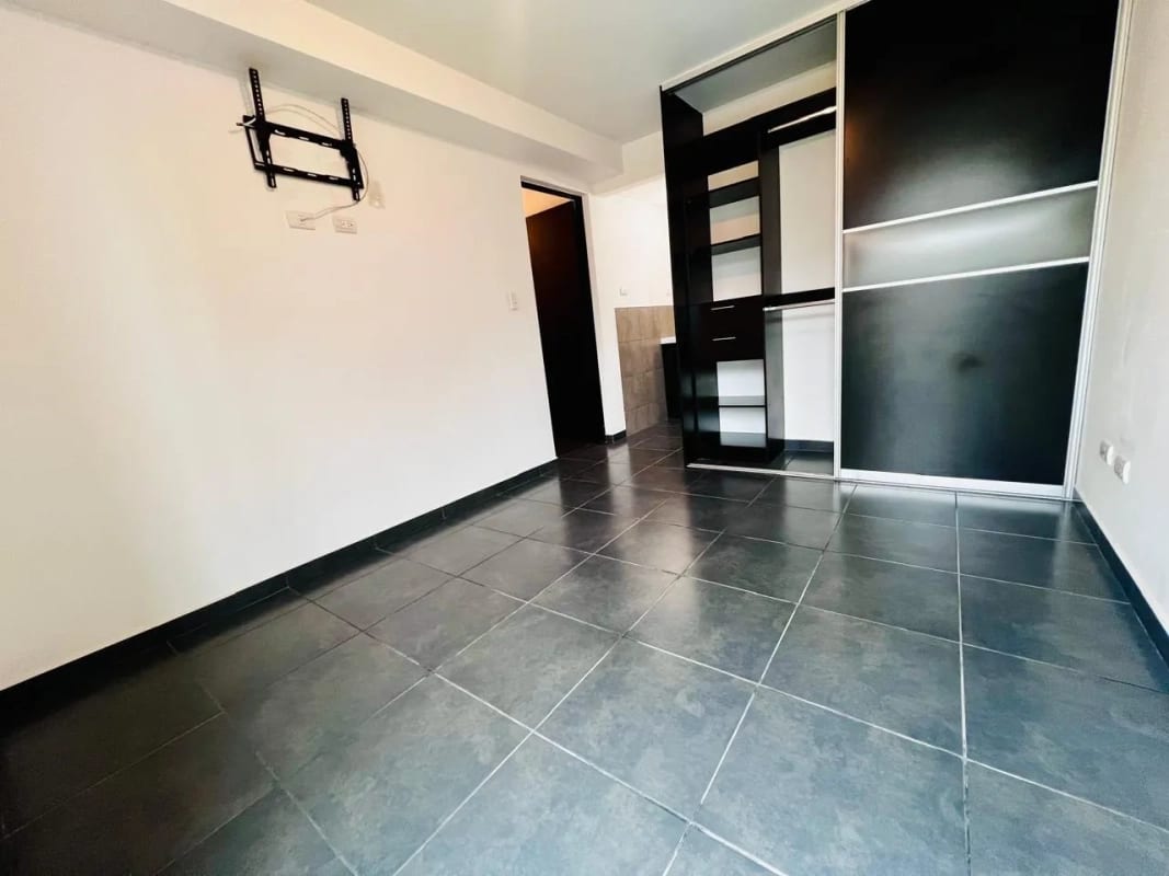 Apartamento en Renta MARISCAL UNO UNO Zona 11 (D) — foto 6 de 16