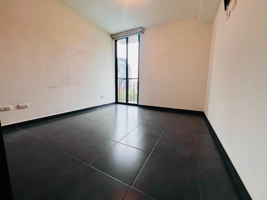 Apartamento en Renta MARISCAL UNO UNO Zona 11 (D) — foto 10 de 16