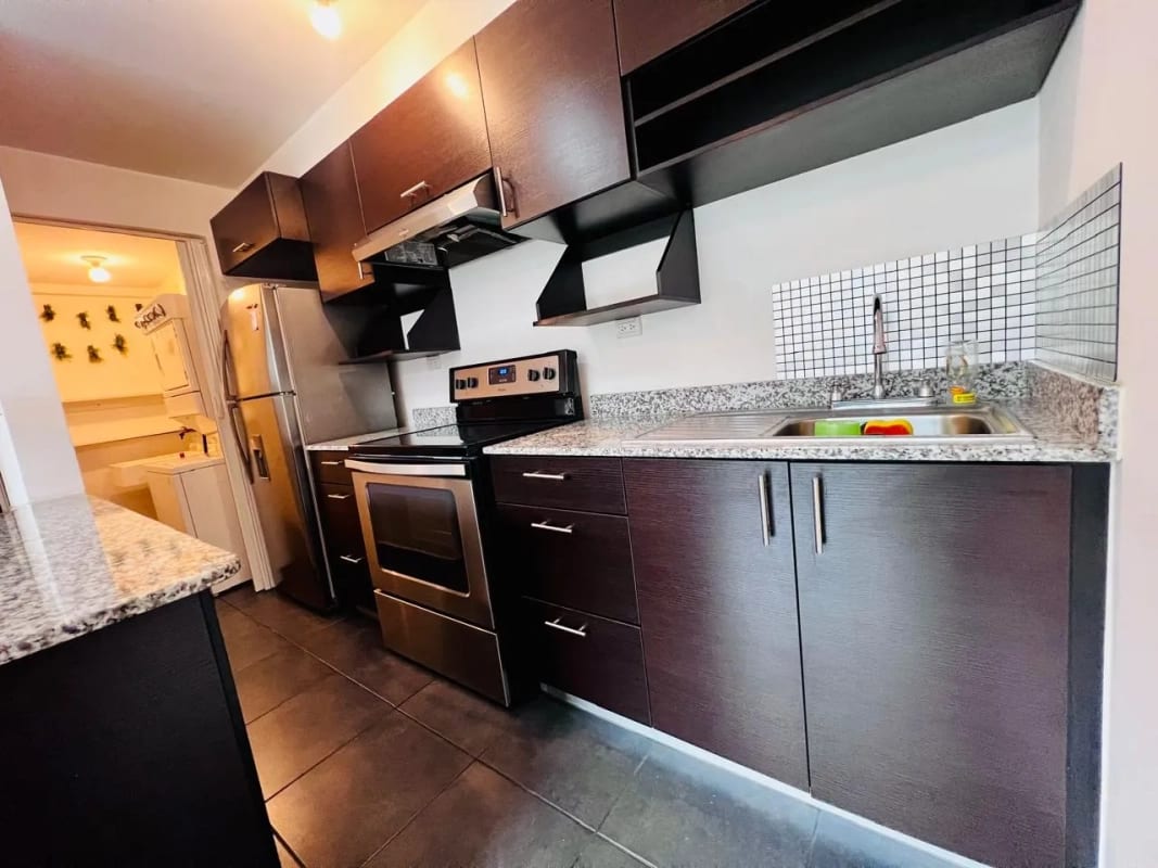 Apartamento en Renta MARISCAL UNO UNO Zona 11 (D) — foto 12 de 16
