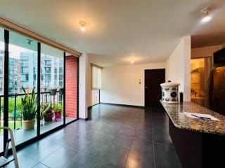 Apartamento en Renta MARISCAL UNO UNO Zona 11 (D) — miniatura 1 de 16