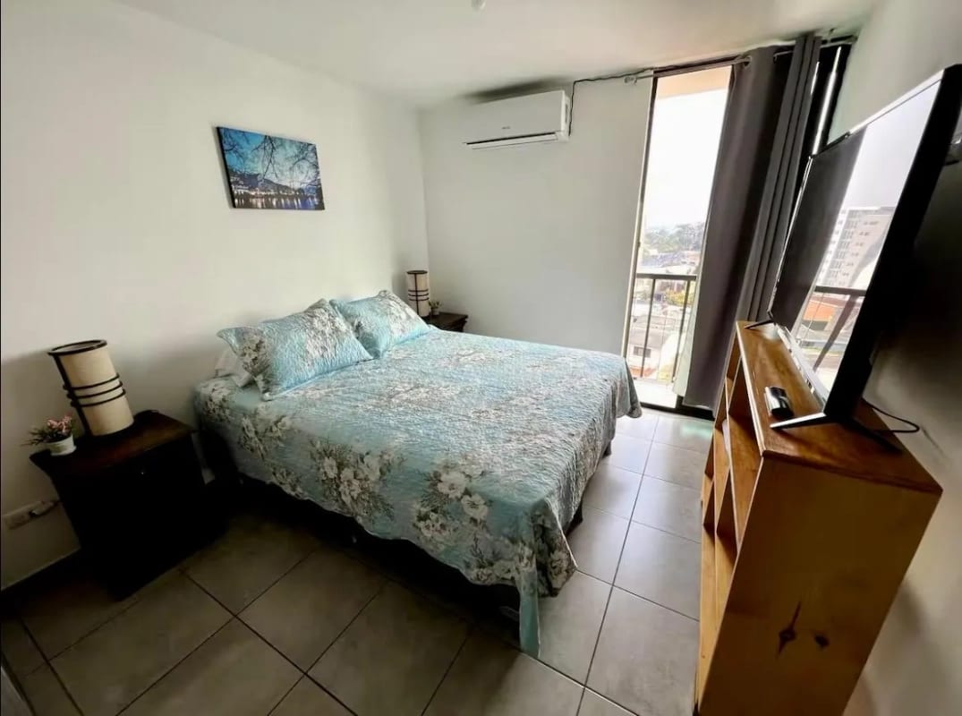 Apartamento en venta MARISCAL UNO UNO Zona 11 (D) — foto 5 de 17