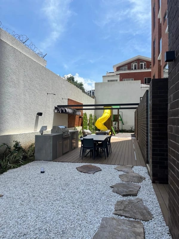 Apartamento amueblado en renta KIINTEA Zona 15 (D) — foto 12 de 15
