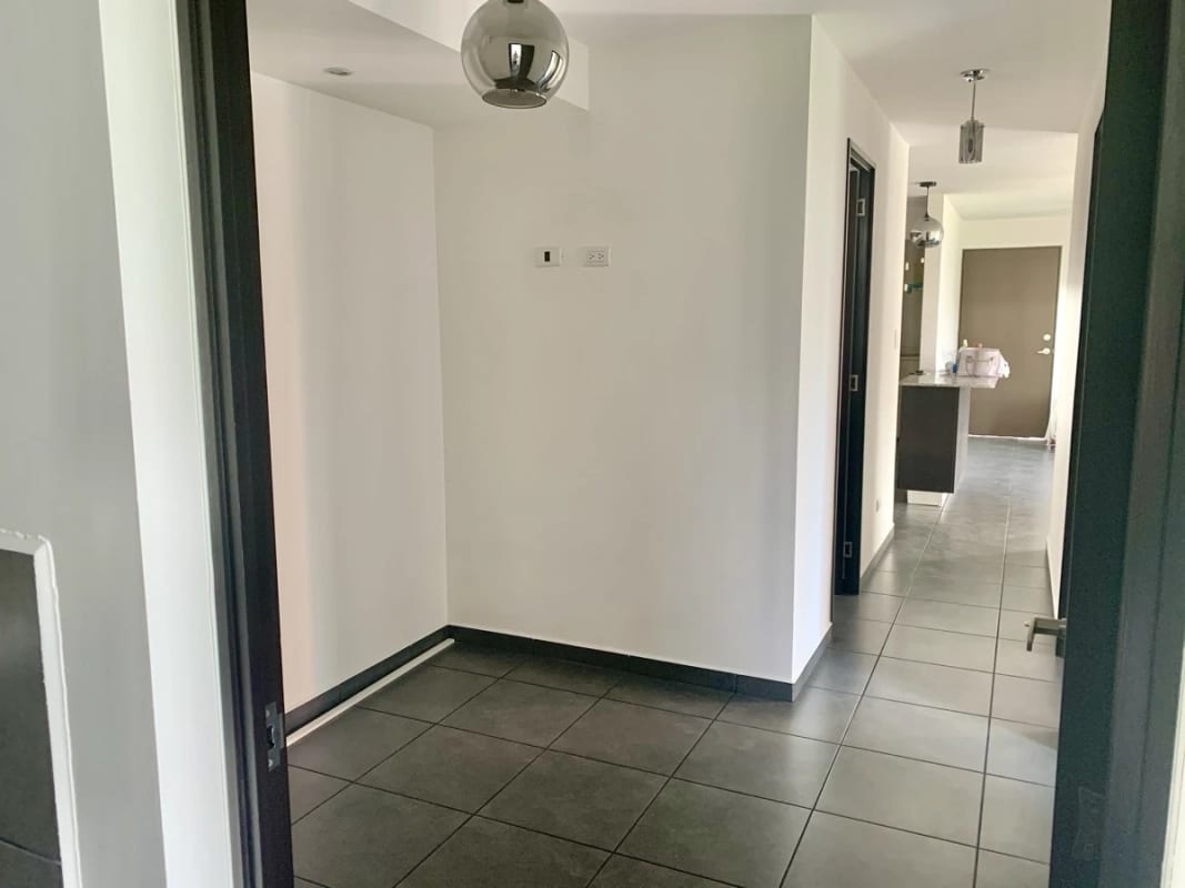 Apartamento en renta, MARISCAL UNO UNO Zona 11 (D) — foto 7 de 13