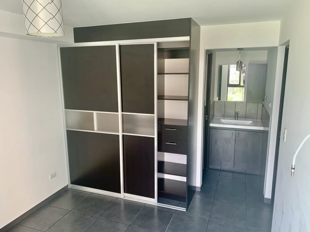 Apartamento en renta, MARISCAL UNO UNO Zona 11 (D) — foto 4 de 13