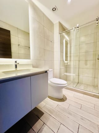 Apartamento en Renta PARQUE 10 Zona 10 (D) — miniatura 2 de 15