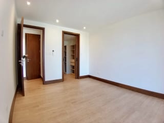 Apartamento en renta GAURA Zona 15 (*20) — miniatura 5 de 12