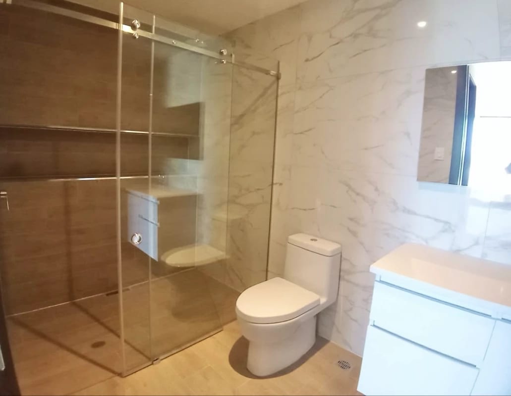 Apartamento en renta GAURA Zona 15 (*20) — foto 2 de 12