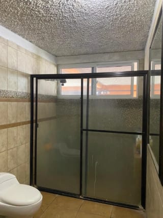 CASA EN VENTA ZONA 15 (D) — miniatura 3 de 13