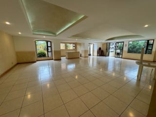 Apartamento PH en venta Zona 10 a una cuadra de La Estación (20) — miniatura 4 de 12