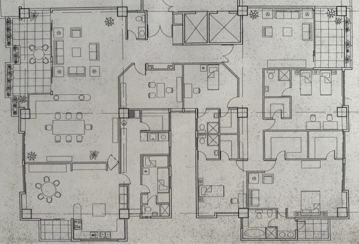 Apartamento PH en venta Zona 10 a una cuadra de La Estación (20) — foto 2 de 12