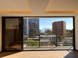 Apartamento en venta ASTORGA Zona 13 (D) — miniatura 2 de 14