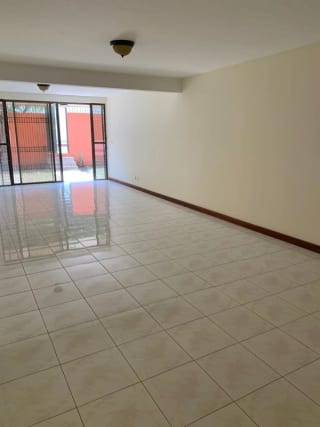 Townhouse/apto en venta VILLA REAL Zona 10 (D) — miniatura 10 de 10