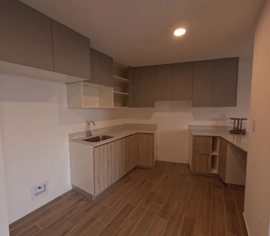 APARTAMENTO EN VENTA ZONA 14 (*20) — foto 16 de 16