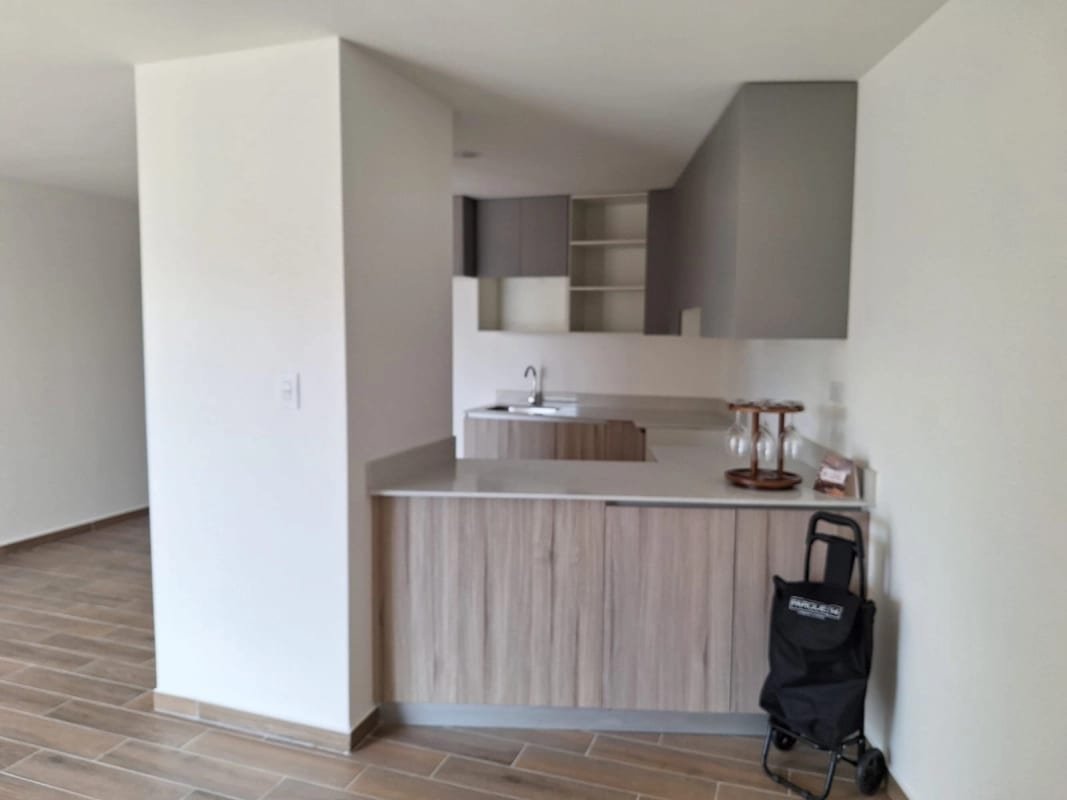 APARTAMENTO EN VENTA ZONA 14 (*20) — foto 14 de 16