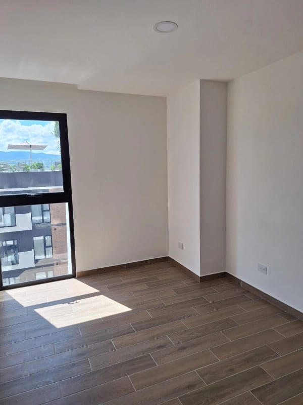 APARTAMENTO EN VENTA ZONA 14 (*20) — foto 10 de 16
