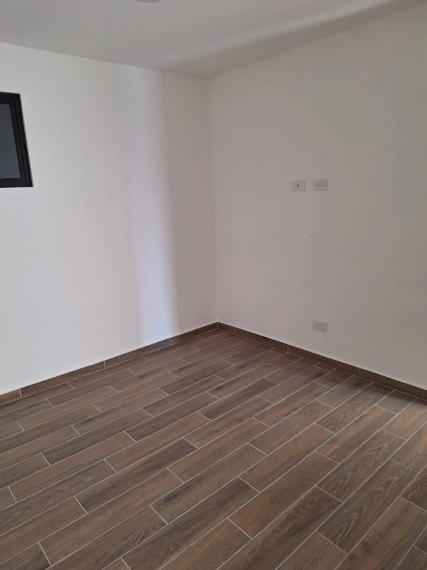 APARTAMENTO EN VENTA ZONA 14 (*20) — foto 9 de 16