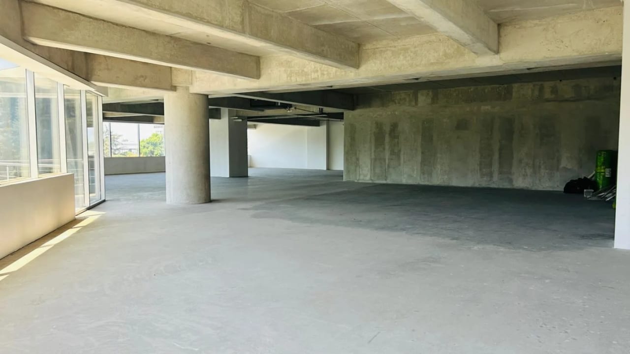 Oficina en alquiler GRAND REFORMA 10,  Zona 9 (D) — foto 3 de 11