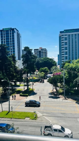 Oficina en alquiler GRAND REFORMA 10,  Zona 9 (D) — miniatura 4 de 11
